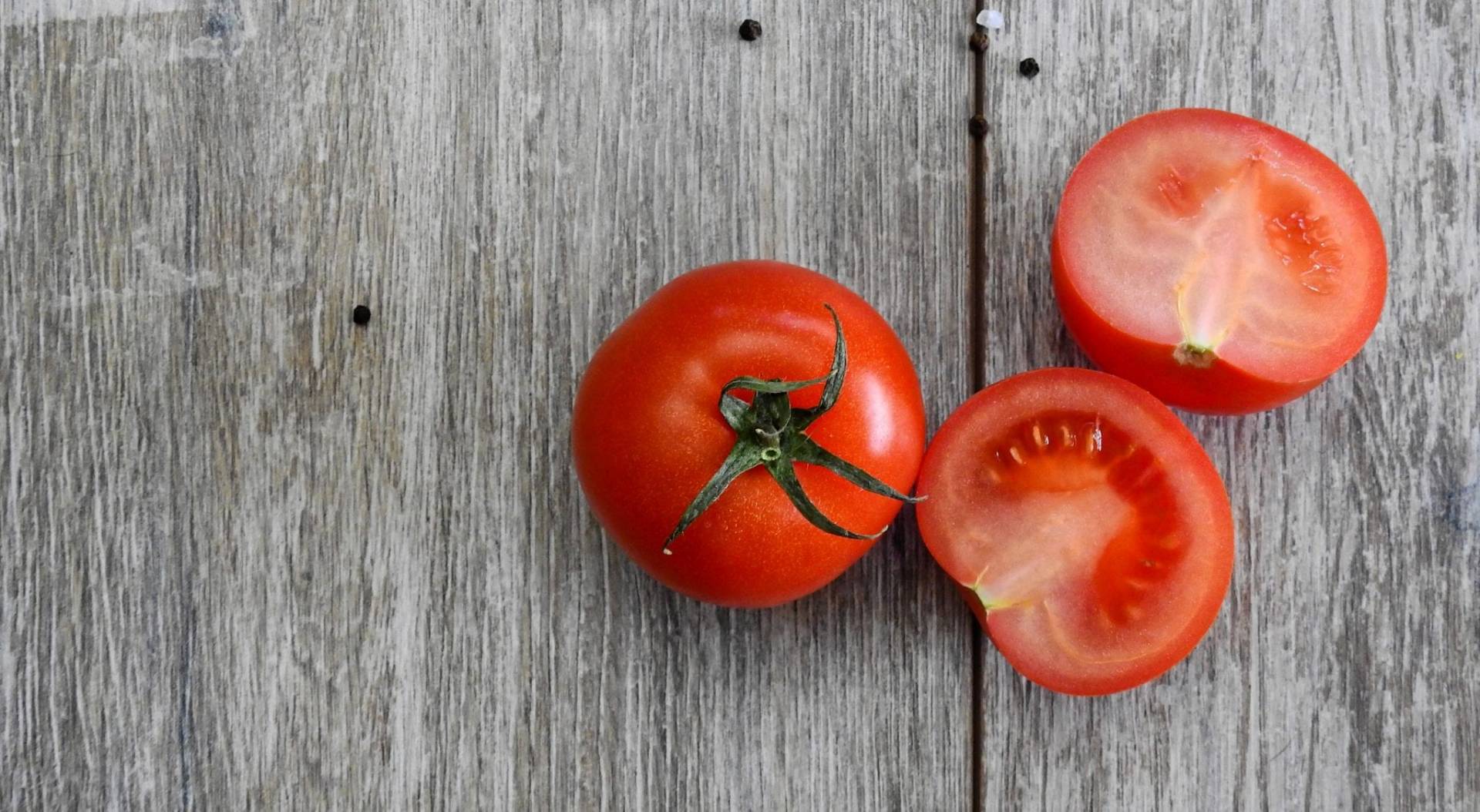 Tomatoes make great healthy snacks