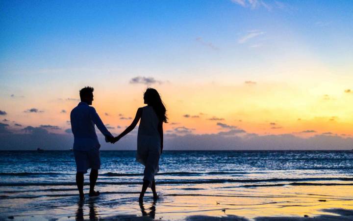 Plan the Best Honeymoon With an Online Calendar