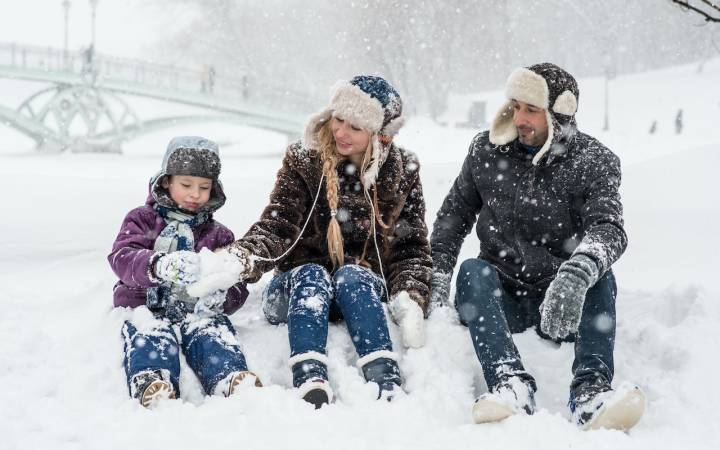 7 Ways to Keep Your Kids Entertained During Winter Break