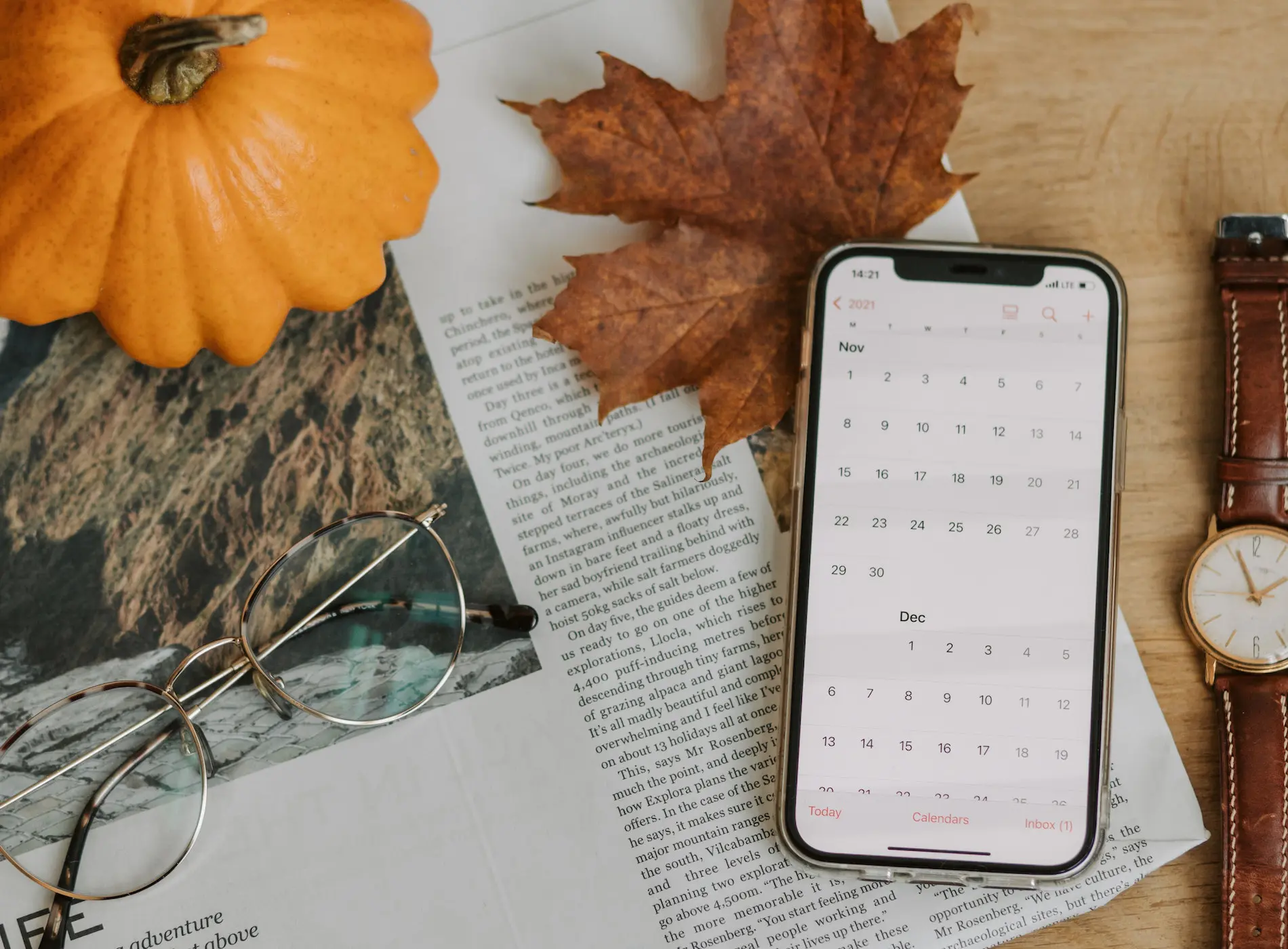 New Features on Confirmation Emails: Outlook Calendar