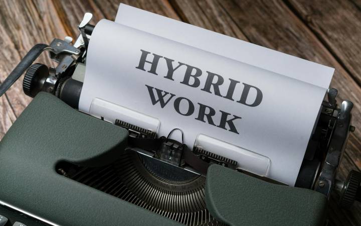 Thriving, Not Just Surviving: Time Management and Wellbeing for Hybrid Workers