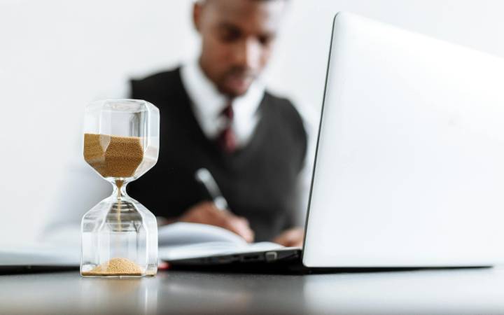 Your Relationship with Time: Identifying Your Time Management Style (and How to Improve It)