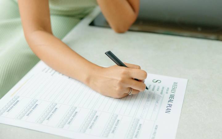 17 Tiny Habits That Save You 10+ Hours Every Week