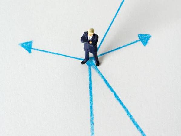 7 Meeting Scripts That Cut the Noise and Drive Action