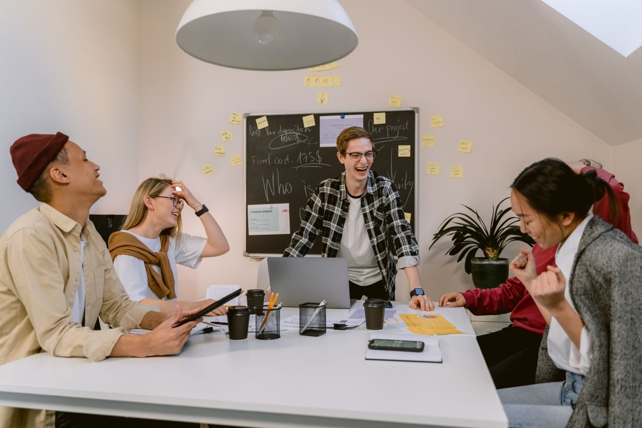 How Small Teams Beat Big Companies on Focus and Speed